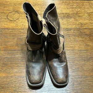 Women’s size 10 Bed Stu boots